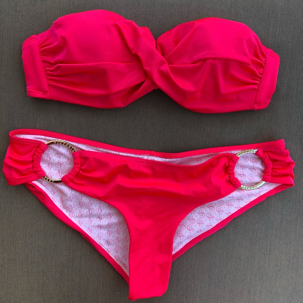 Red Hot Victoria’ s Secret Bikini set